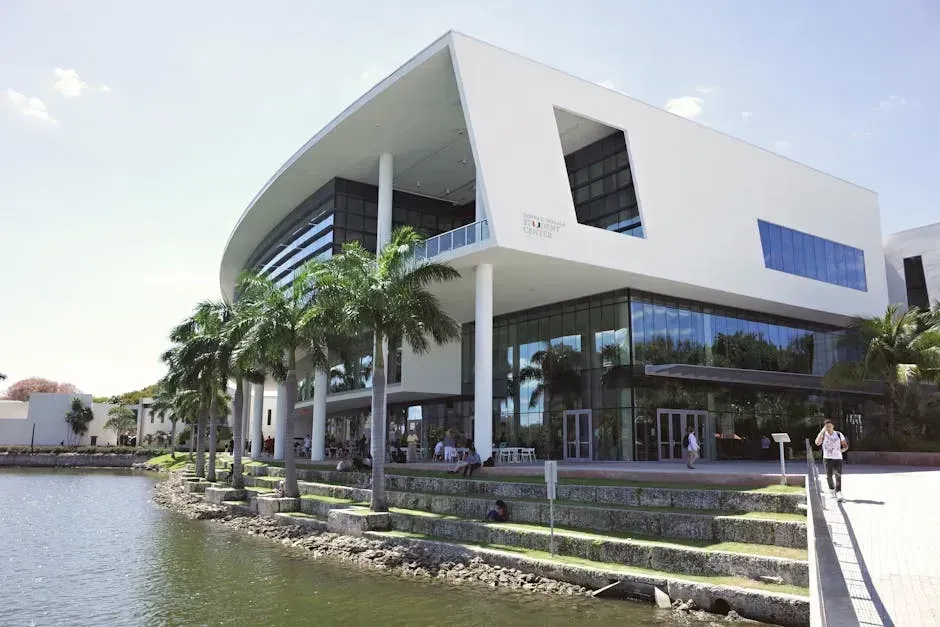 9. Weston, Florida: The Miami Suburbs, Done Right (Image Credits: Pexels)