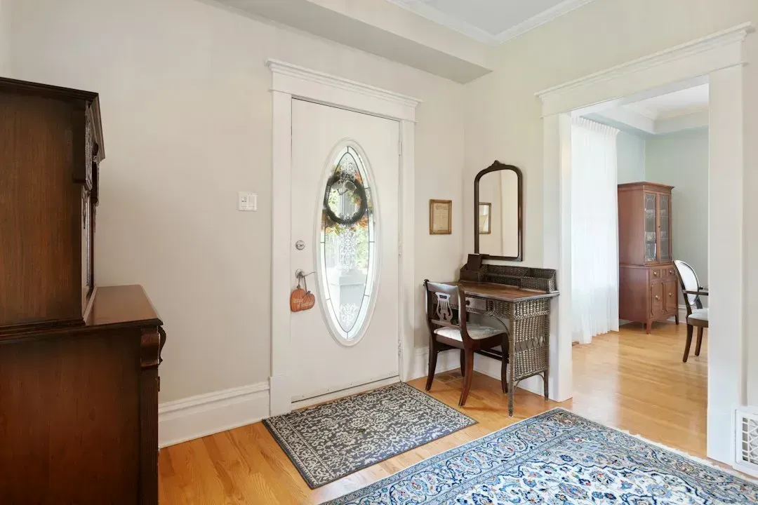 The Entryway Has No Real System (Image Credits: Unsplash)