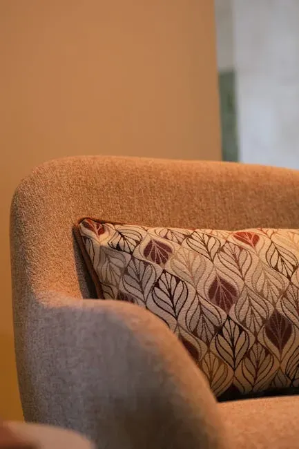 8. Neglecting Comfortable and Sufficient Seating (Image Credits: Pexels)