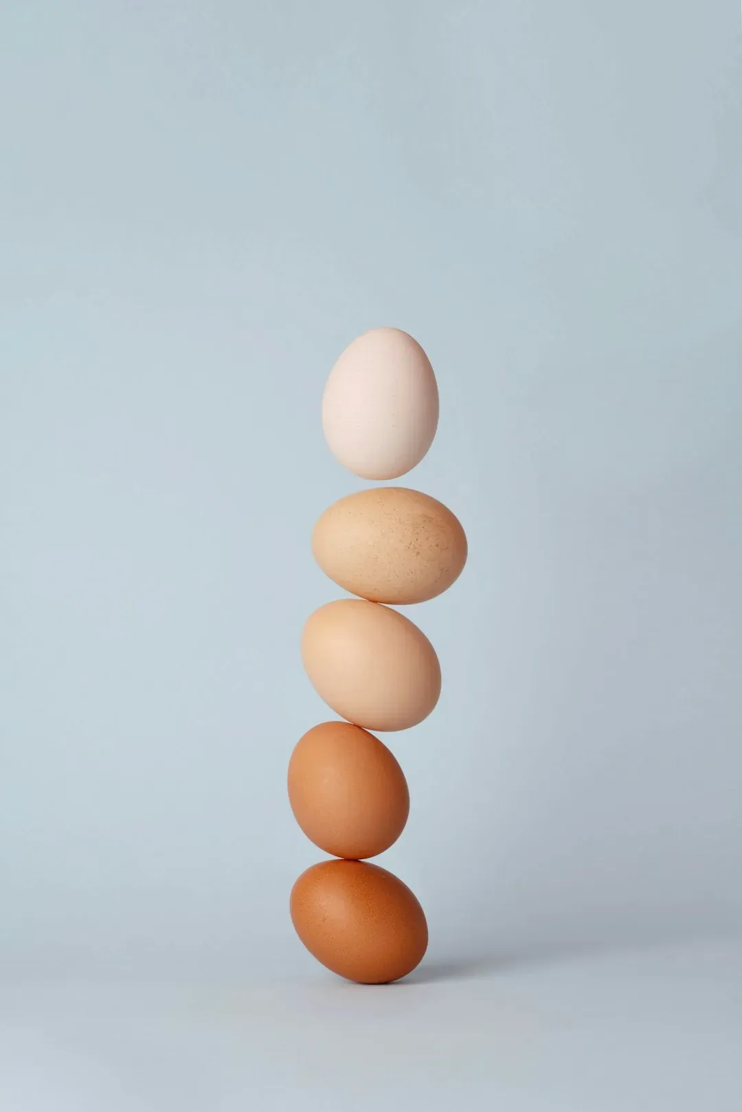 1. Eggs: Three to Five Weeks After Purchase Is Just Fine (Image Credits: Unsplash)
