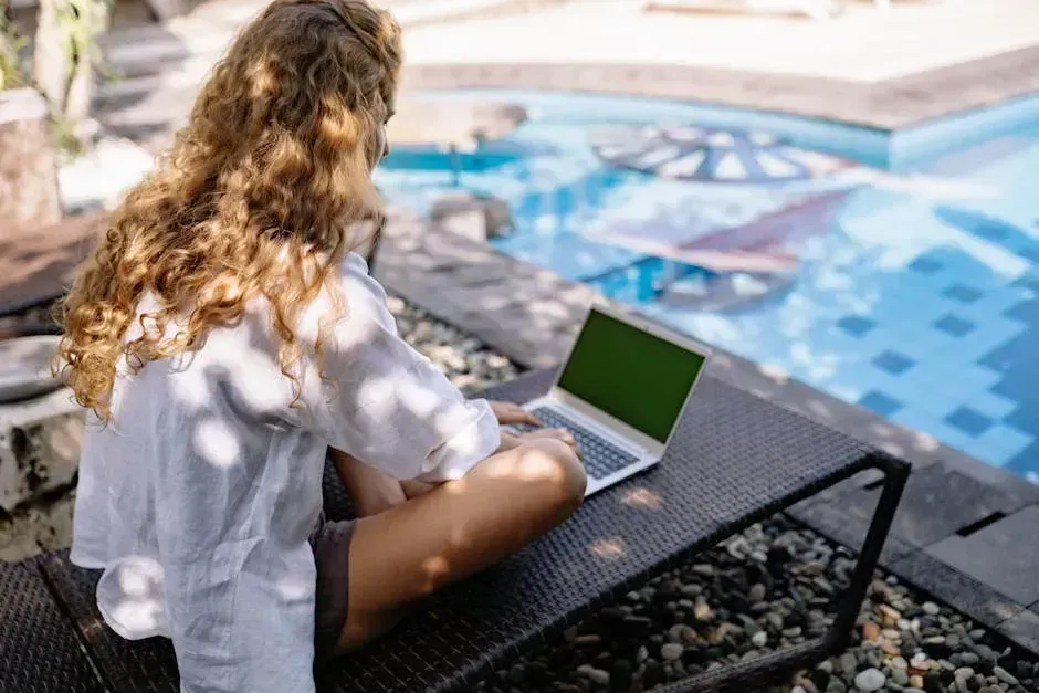 7. Requiring Real Work Experience (Image Credits: Pexels)