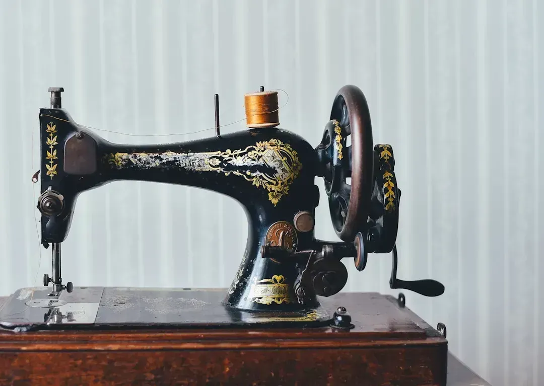 10. An Old Sewing Machine That Will Be Used "Someday" (Image Credits: Unsplash)