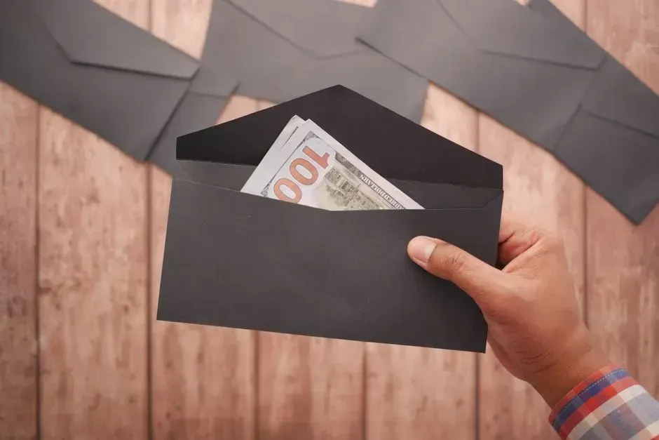 3. Keeping Salary Private (Image Credits: Pexels)