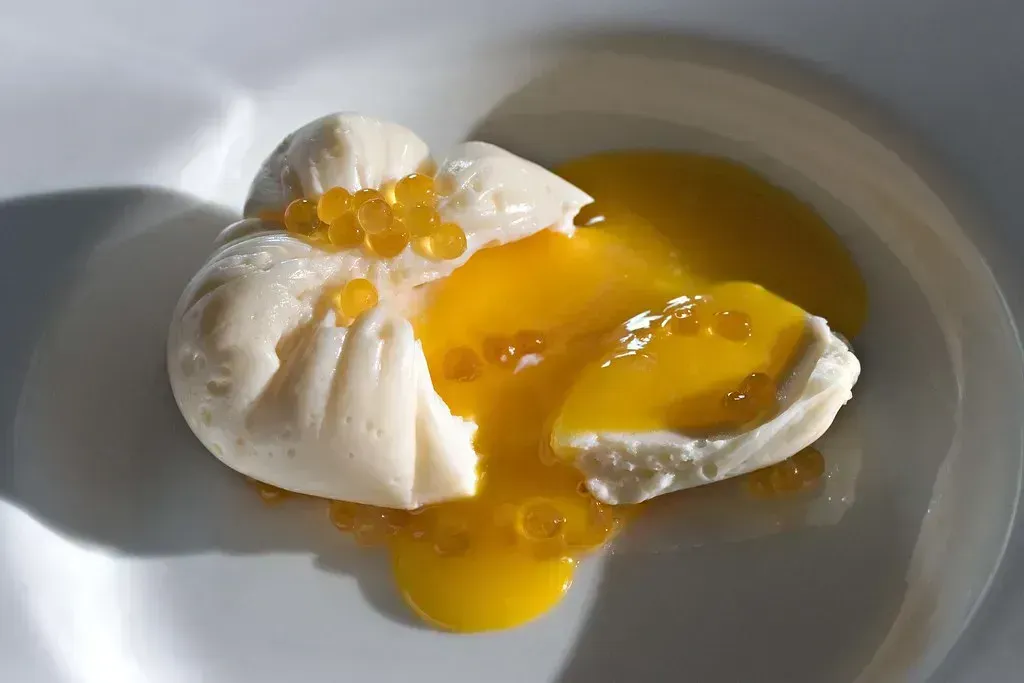 8. Cooked Soft-Boiled or Runny Eggs (Ideas in Food, Flickr, CC BY 2.0)