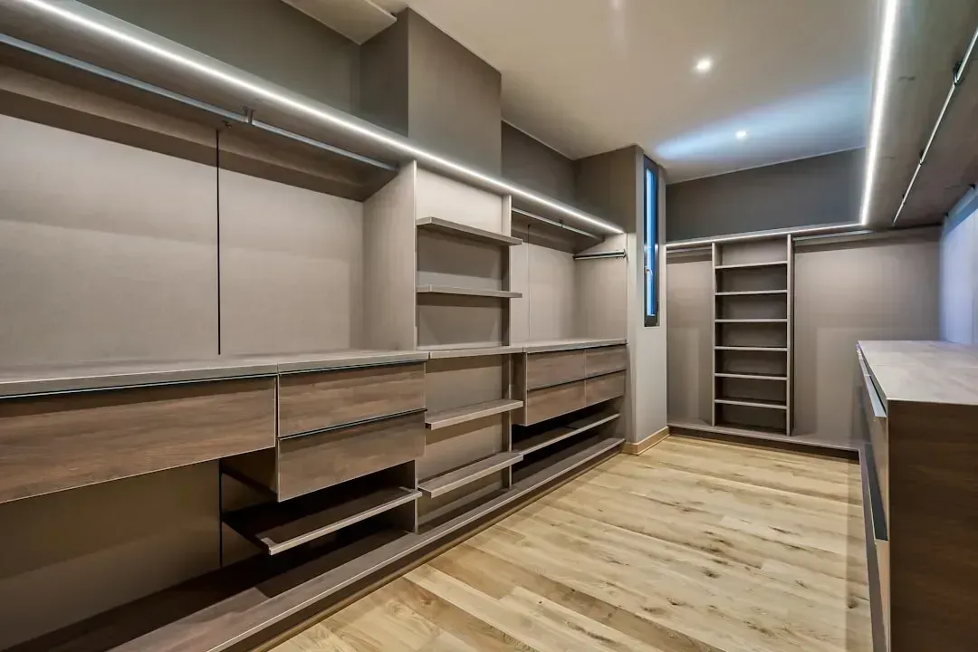 Custom built-in cabinetry and drawer systems (Image Credits: Unsplash)