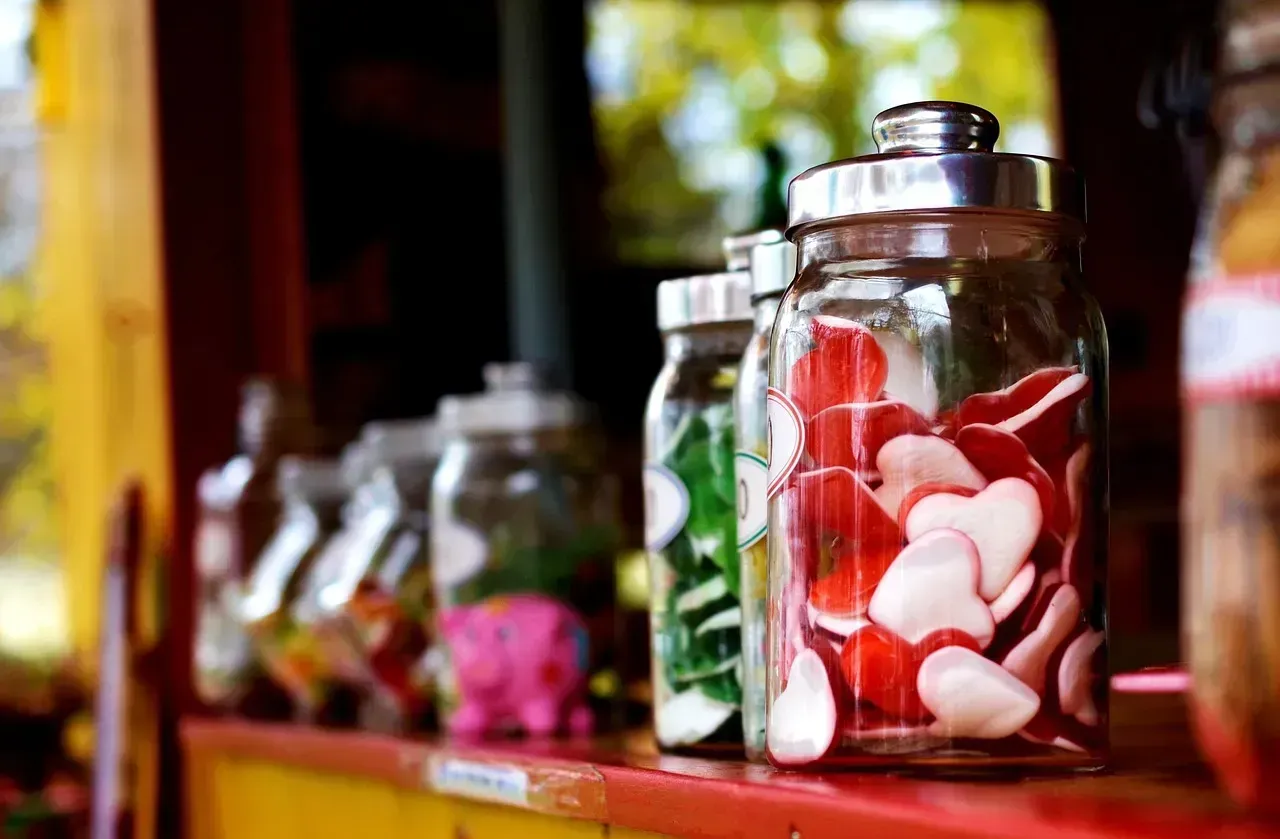 3. Candy and other simple sugars (Image Credits: Pixabay)