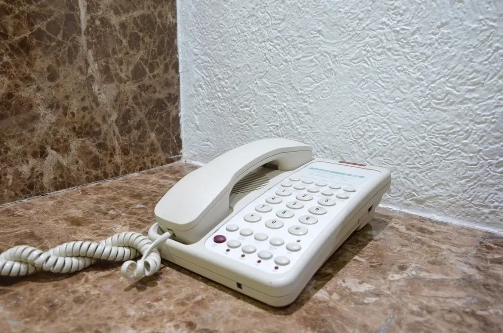 The Answering Machine (Image Credits: Rawpixel)