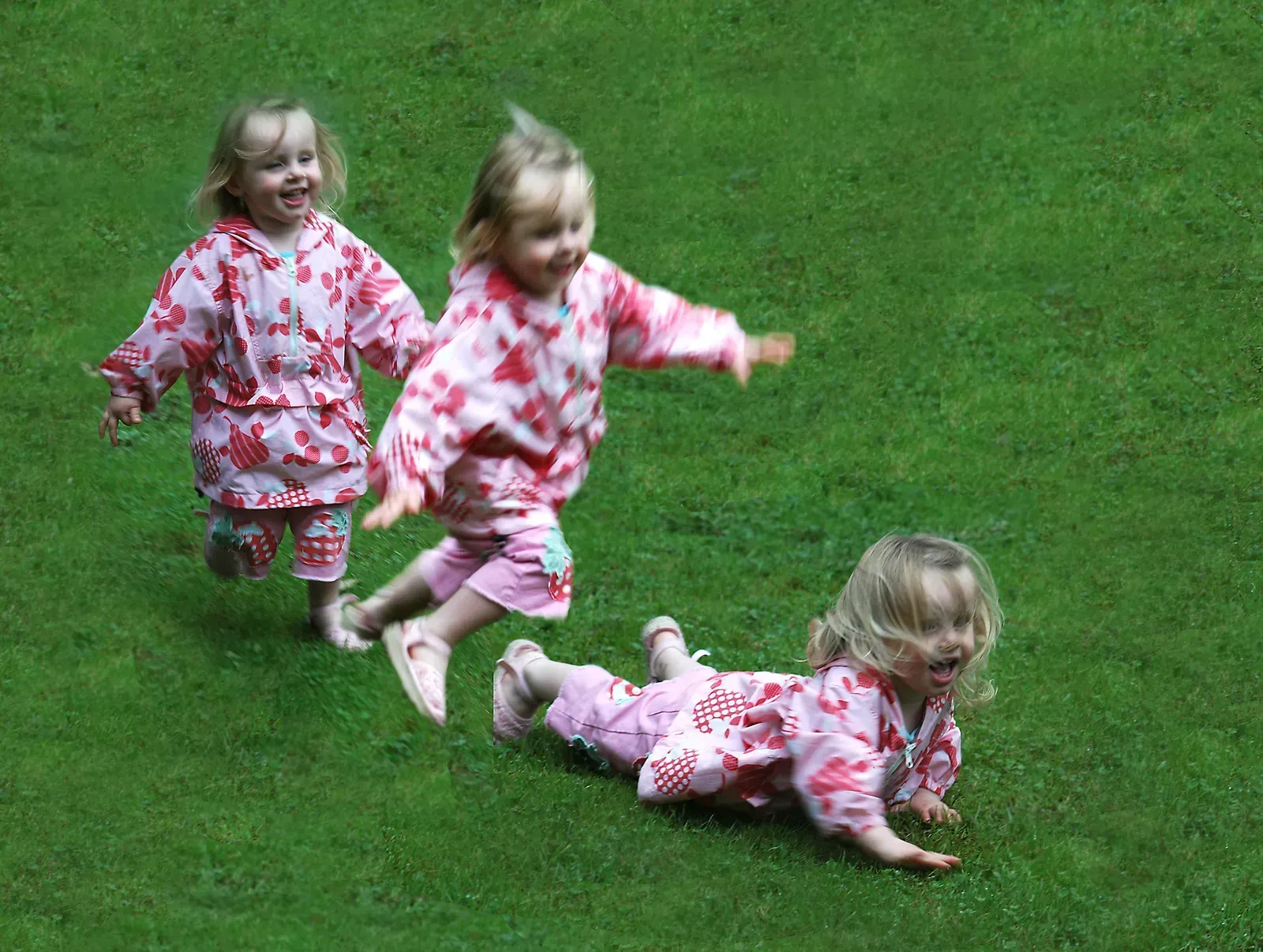 Clumsiness and Frequent Tumbles (Falling down, CC BY 2.0)