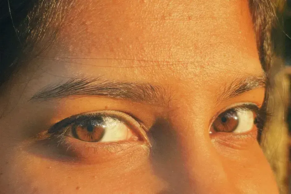 4. Eye contact, or the lack of it, gets noted instantly (Image Credits: Pexels)