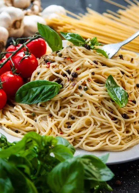 1. Spaghetti Aglio e Olio (Image Credits: Pexels)