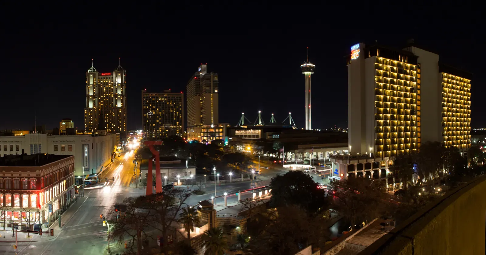 San Antonio, Texas (San Antonio Skyline at Night, CC BY 2.0)
