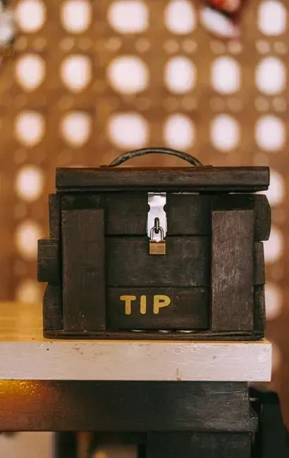 Cash tables and card tables aren't quite the same (Image Credits: Pexels)