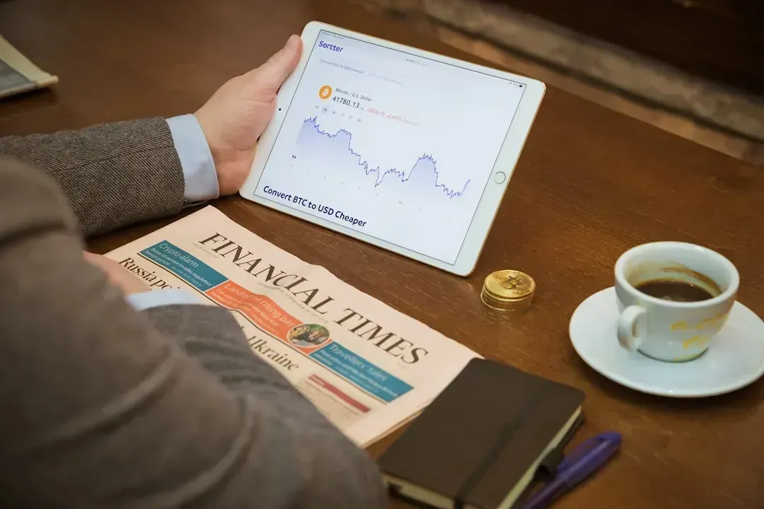 1. Treating Personal Finances as Truly Personal (Image Credits: Unsplash)