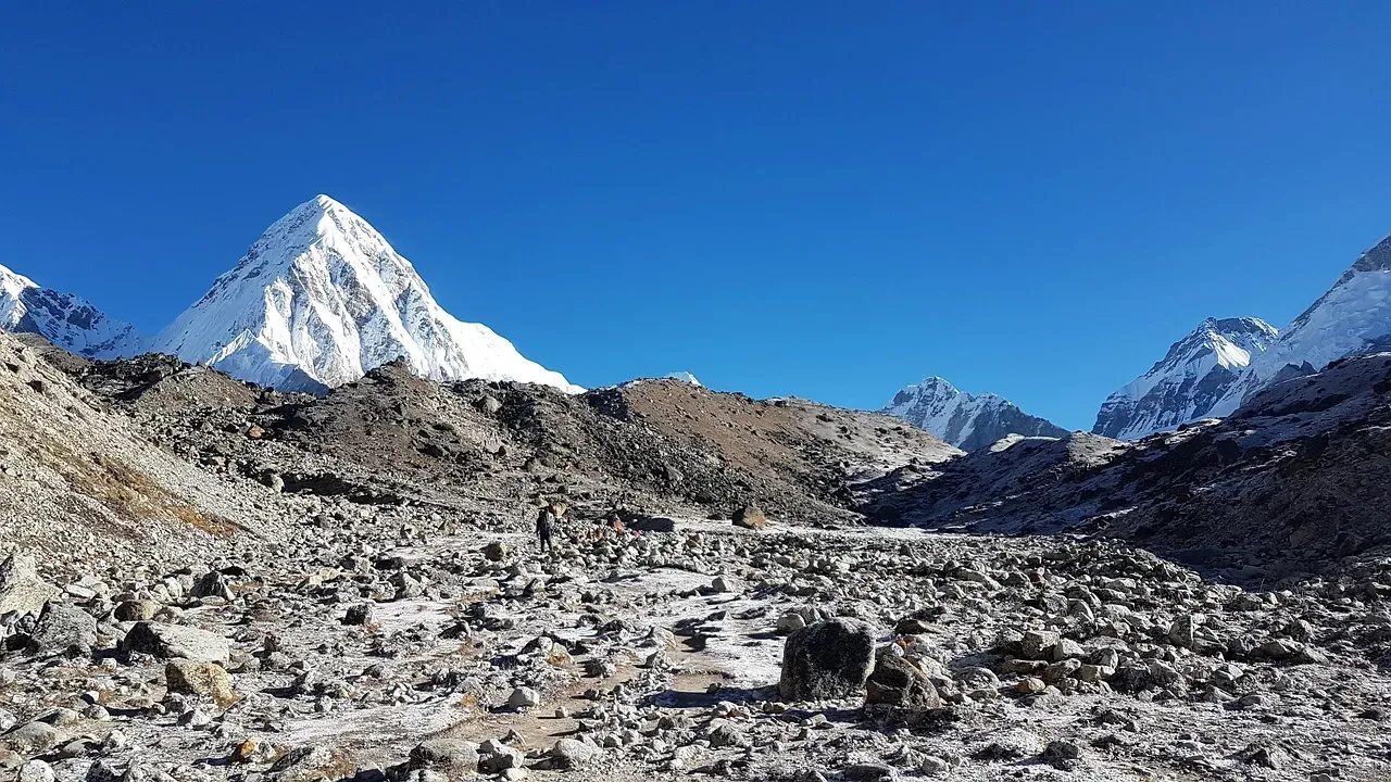 Everest Base Camp, Nepal (Image Credits: Pixabay)