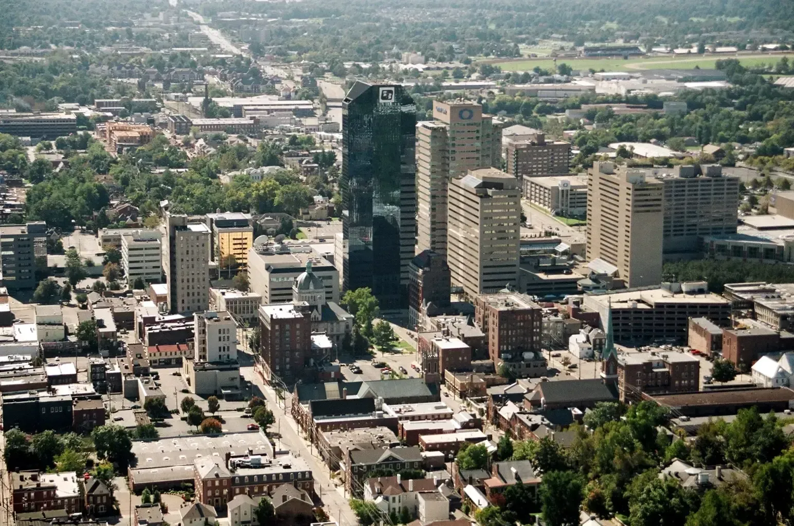 Lexington, Kentucky (Image Credits: By Madgeek1450 at English Wikipedia, Public domain)
