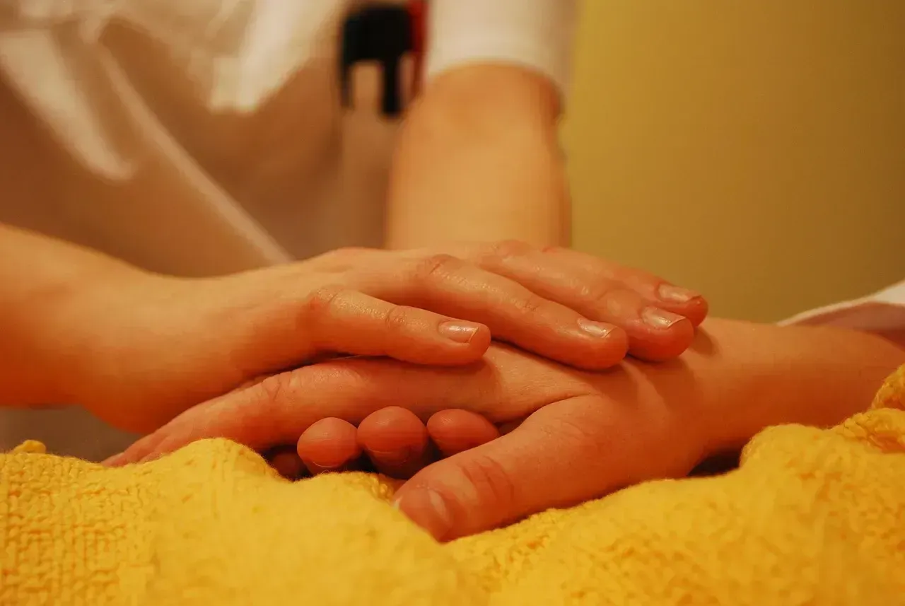 2. "You Make Me Feel Safe" (Image Credits: Pixabay)