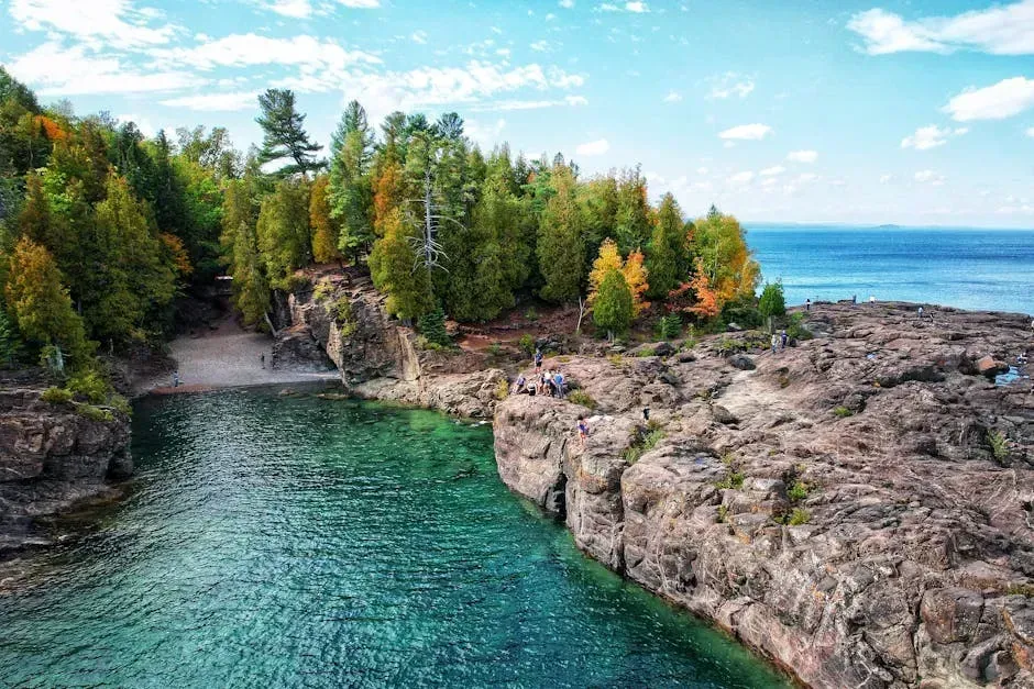 Marquette, Michigan - Lake Superior's Best-Kept Outdoor Secret (Image Credits: Pexels)
