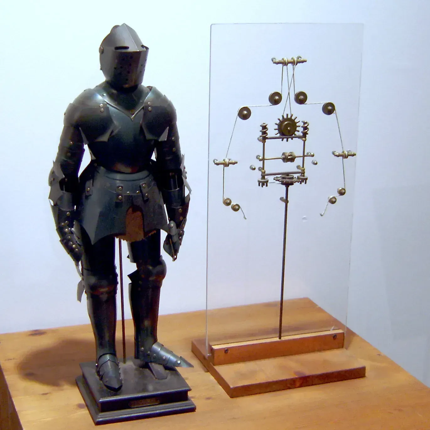 7. Leonardo da Vinci's Mechanical Knight: A Robot in the Renaissance (By Photo by Erik Möller. Leonardo da Vinci. Mensch - Erfinder - Genie exhibit, Berlin 2005., Public domain)