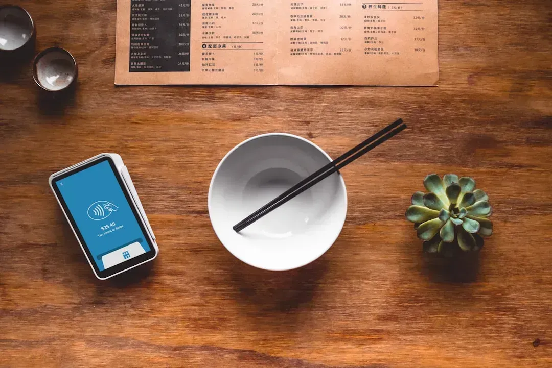 The Baseline: What a Reasonable Tip Actually Looks Like in 2026 (Image Credits: Unsplash)