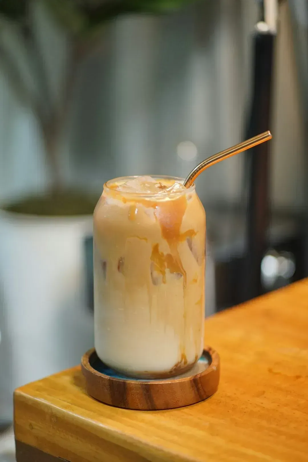 8. The Caramel Macchiato (When the Customer Doesn't Know Which Version They Want) (Image Credits: Unsplash)