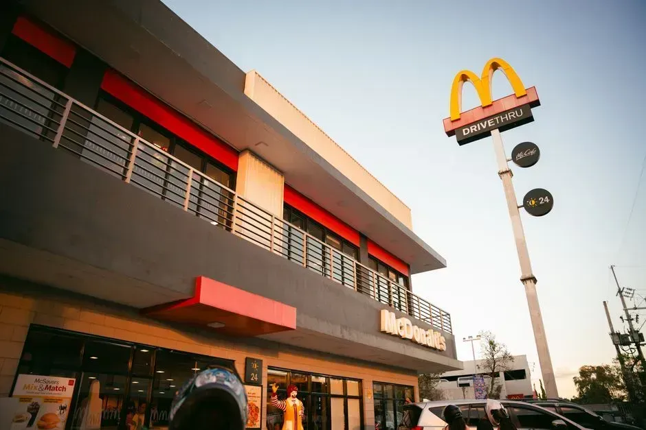 McDonald's: Size Doesn't Always Mean Speed (Image Credits: Pexels)