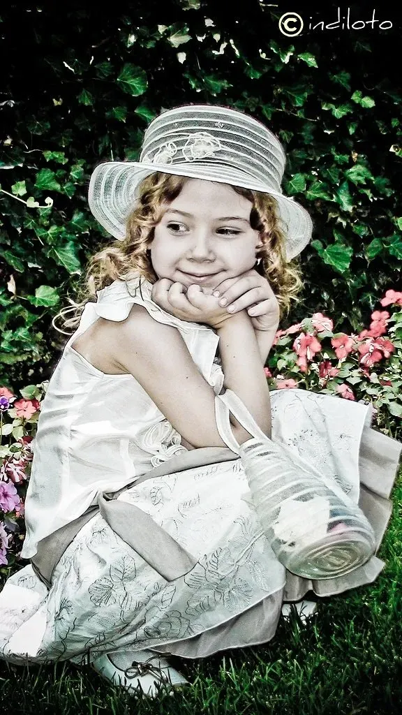 5. Ruth - Short, Strong, and Quietly Stunning (indiloto, Flickr, CC BY-SA 2.0)