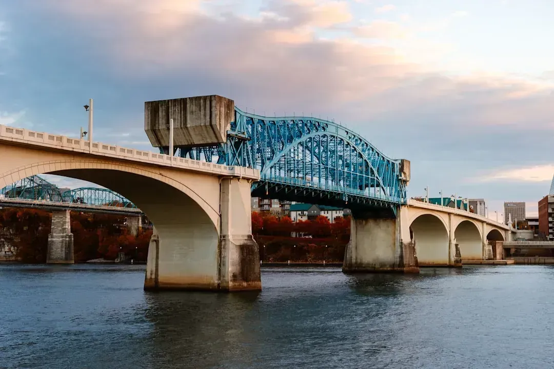 Chattanooga, Tennessee - The Quiet Achiever Between Two Loud Cities (Image Credits: Unsplash)