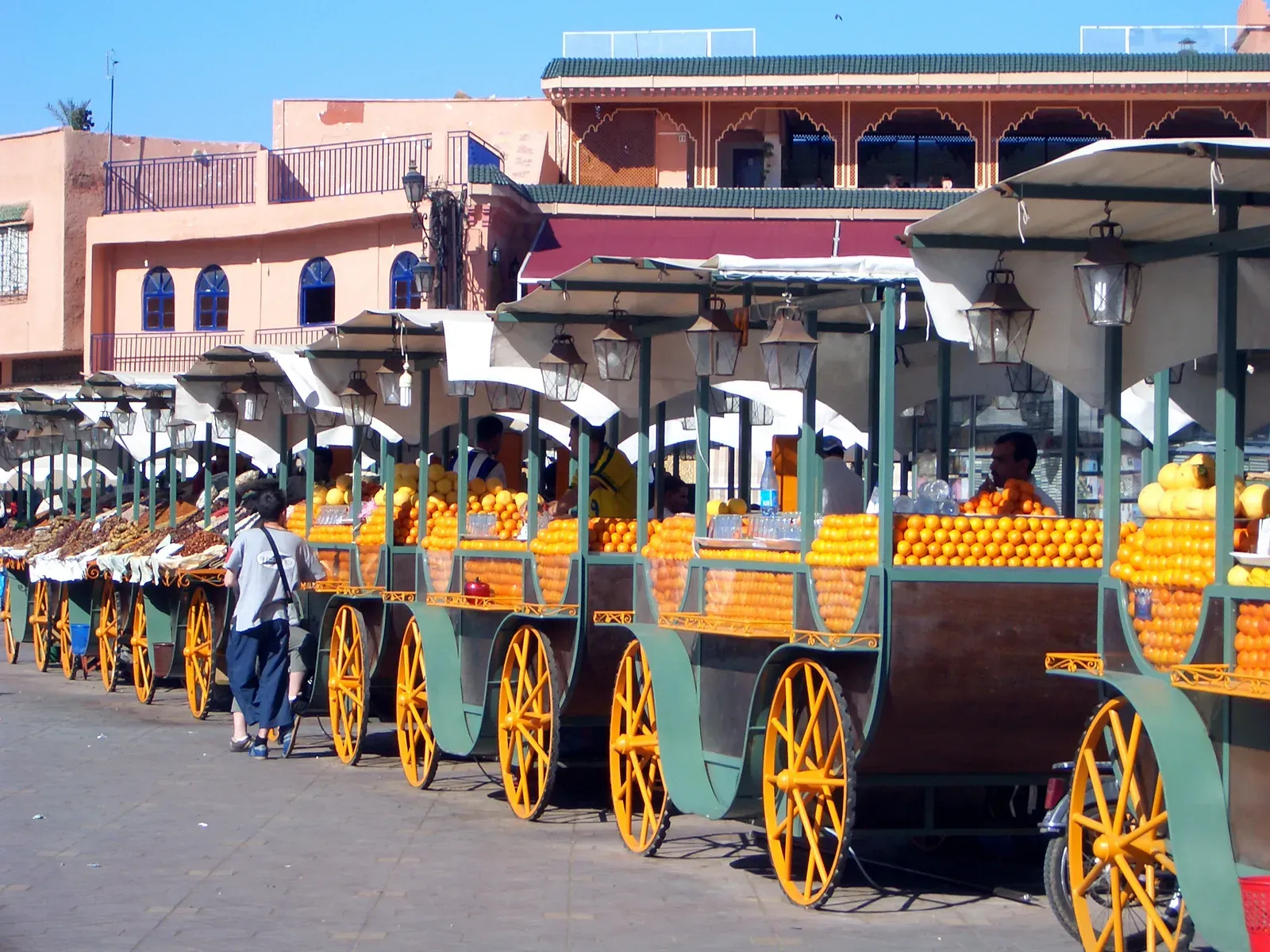 Morocco (originally posted to Flickr as Moroccan Orange Stalls, CC BY-SA 2.0)