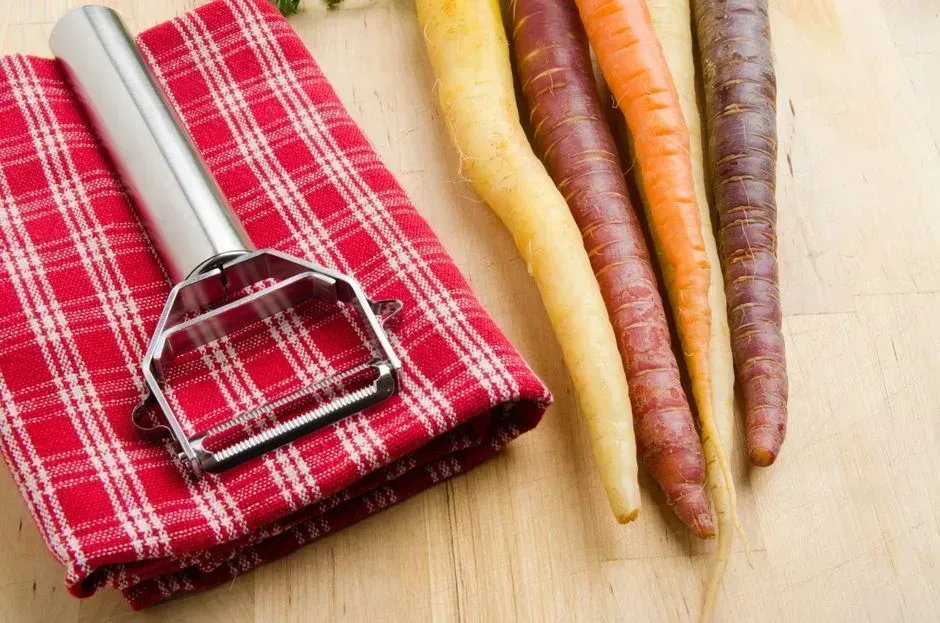 Vegetable peeler (Image Credits: Pexels)