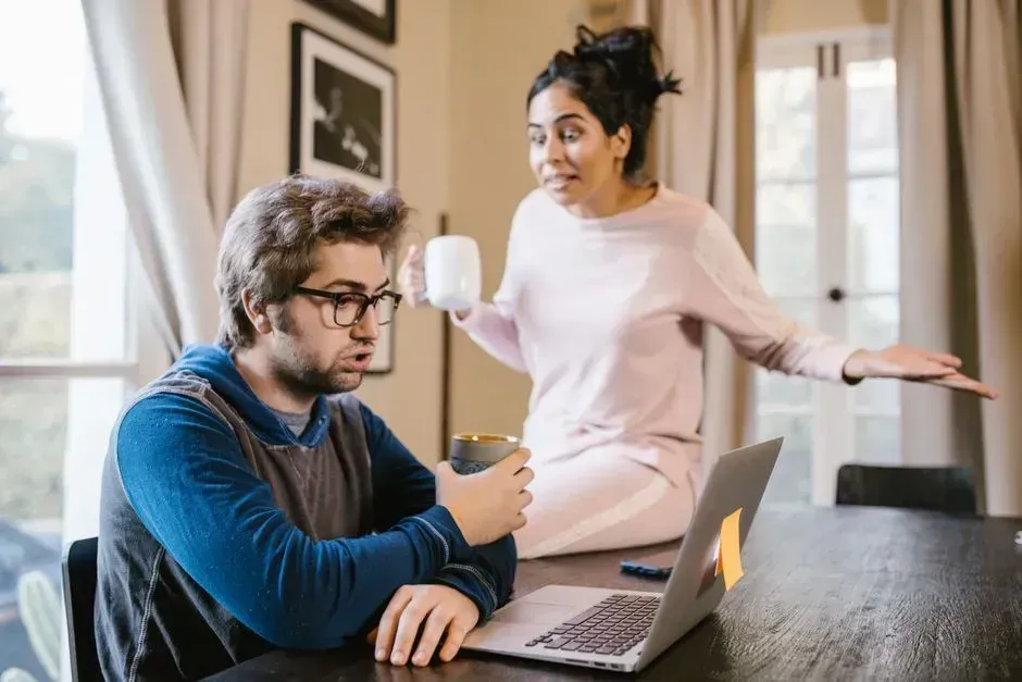 6. Comparing the relationship to strangers online (Image Credits: Pexels)