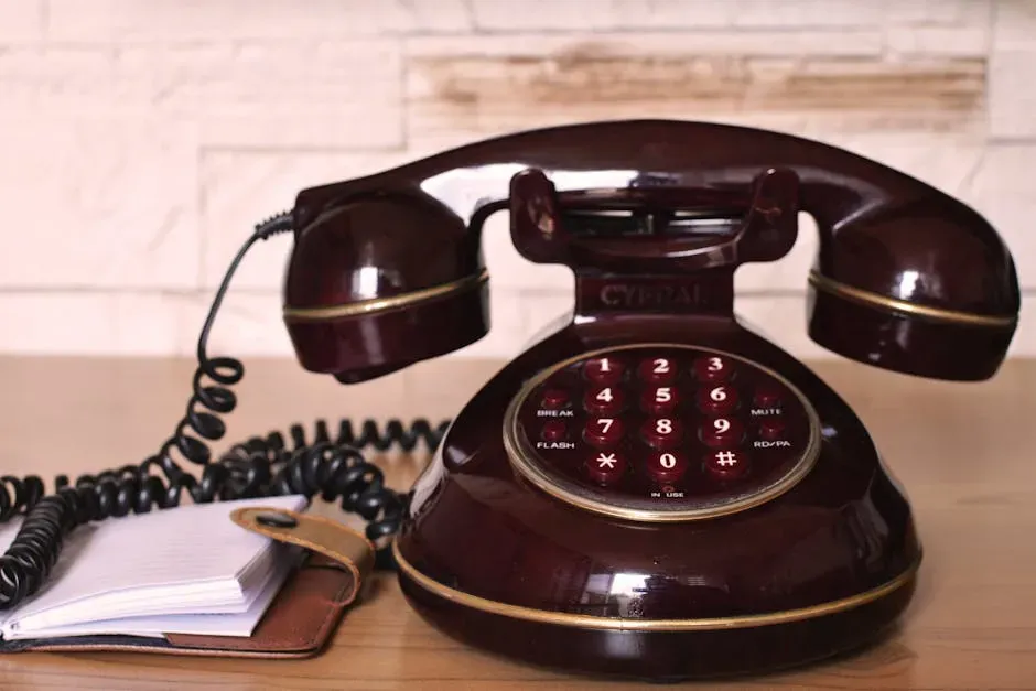 4. Keeping a Landline Phone on Its Own Dedicated Table (Image Credits: Pexels)