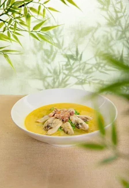 Oyster Stew: A Coastal Classic Priced Off the Menu (Image Credits: Pexels)