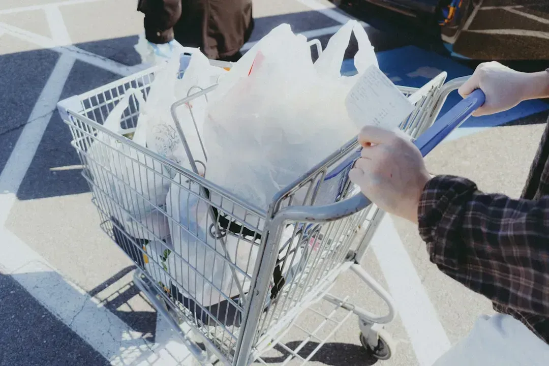 4. Leaving Trash, Wrappers, or Eaten Packaging in the Cart (Image Credits: Unsplash)