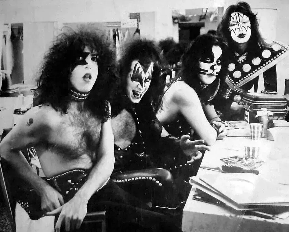 5. KISS - Circus Act with No Artistic Merit (Image Credits: Item
front

back, Public domain)