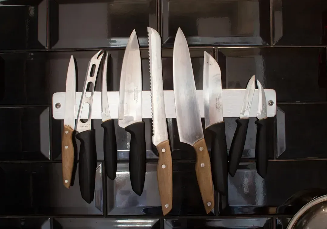 4. Washing Kitchen Knives in the Dishwasher (Image Credits: Unsplash)