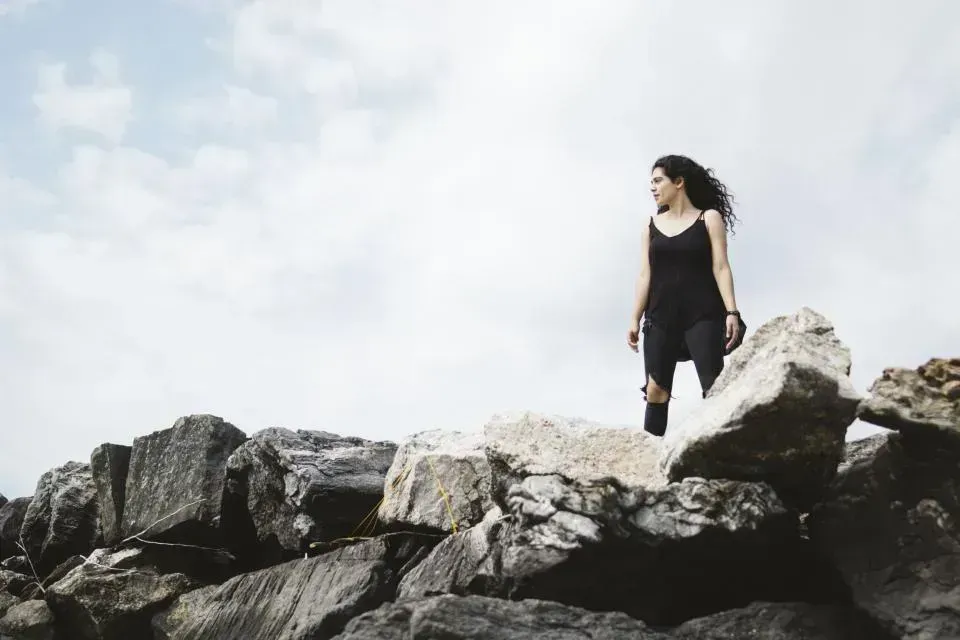 4. She Becomes More Independent, Almost Suddenly (Image Credits: Stocksnap)