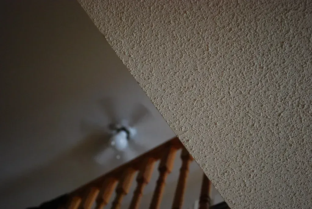 8. Popcorn ceilings (Czar Hey, Flickr, CC BY-SA 2.0)