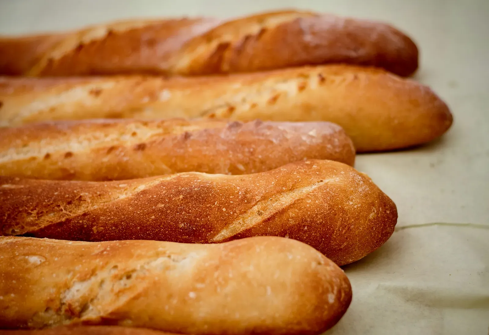Whole Foods French Baguette (Image Credits: Unsplash)
