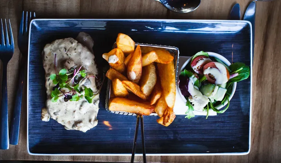 The Blue Plate Special: An Entire Tradition Fading Away (Image Credits: Unsplash)