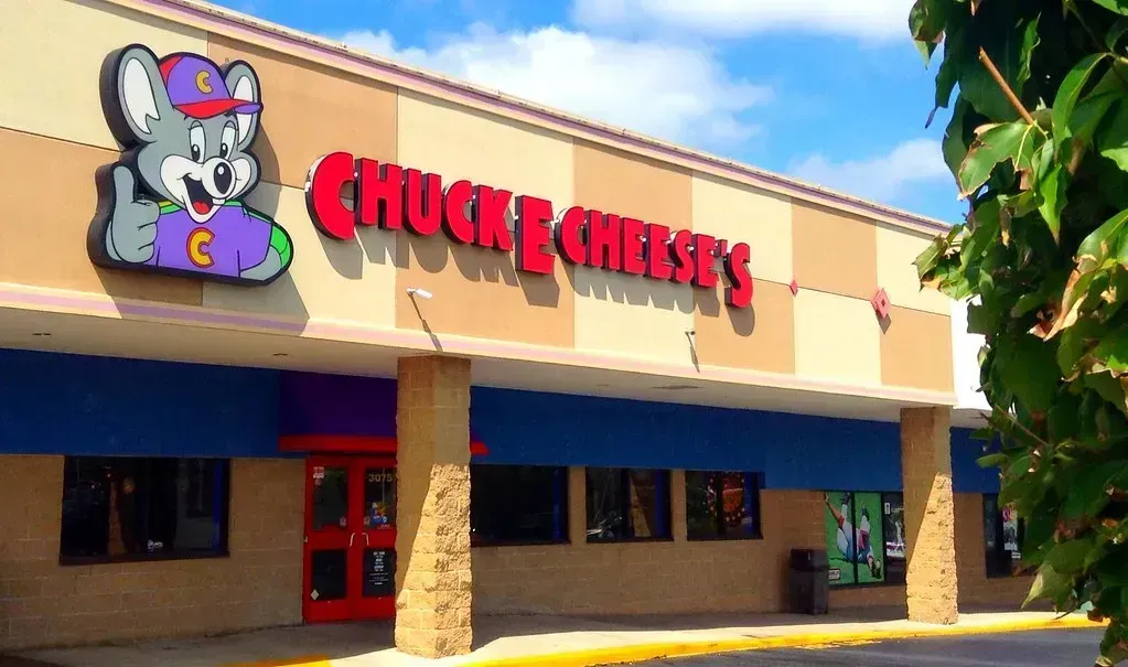 8. Chuck E. Cheese (JeepersMedia, Flickr, CC BY 2.0)