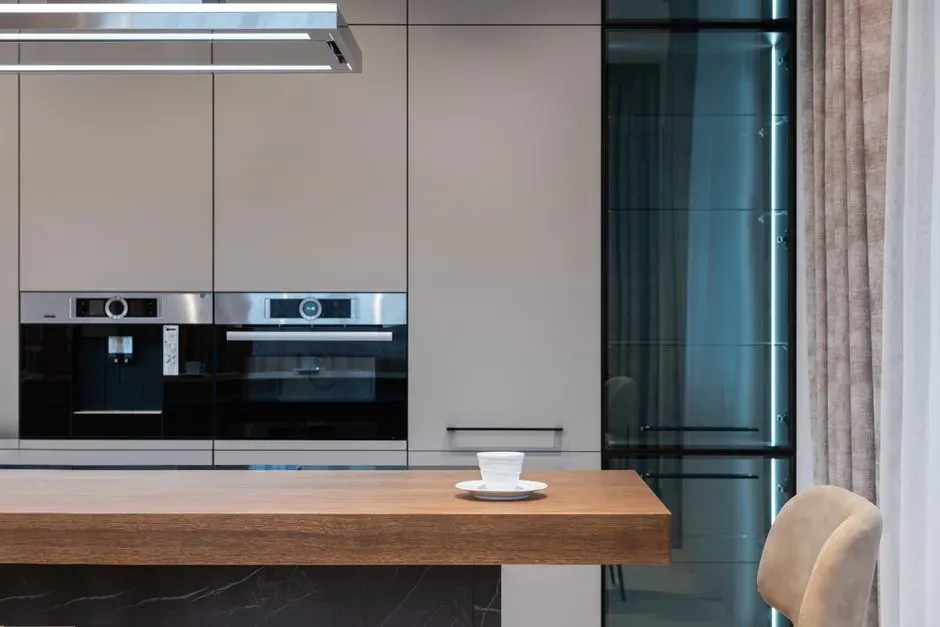 Countertop Space: The Underestimated Essential (Image Credits: Pexels)