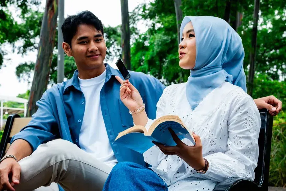 6. Language Learning Becomes a Natural Part of Life (Image Credits: Pexels)