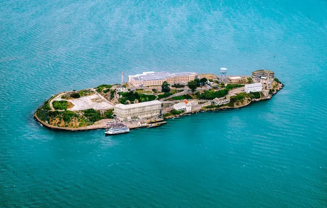 2. Alcatraz Island, San Francisco - The Rock and Escape from Alcatraz (Image Credits: Unsplash)