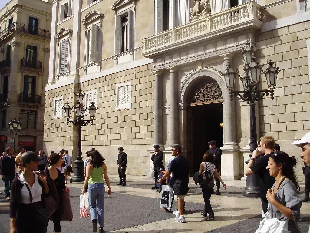 2. Barcelona, Spain: Protests, Water Pistols, and Falling Overnight Stays (nachof, Flickr, CC BY-SA 2.0)