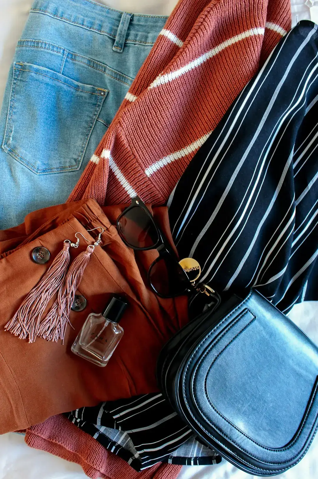 4. Fast Fashion Hauls (Image Credits: Unsplash)