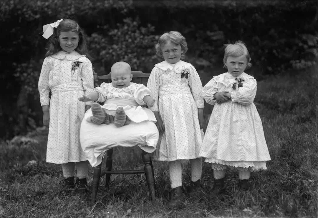 The Bigger Picture: Why Vintage Is the New Modern (Image Credits: Unsplash)