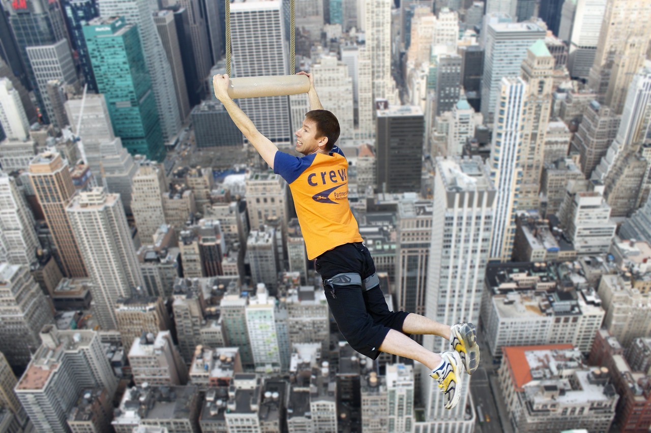 Agoraphobia's Surprising Link to Fear of Heights (image credits: pixabay)