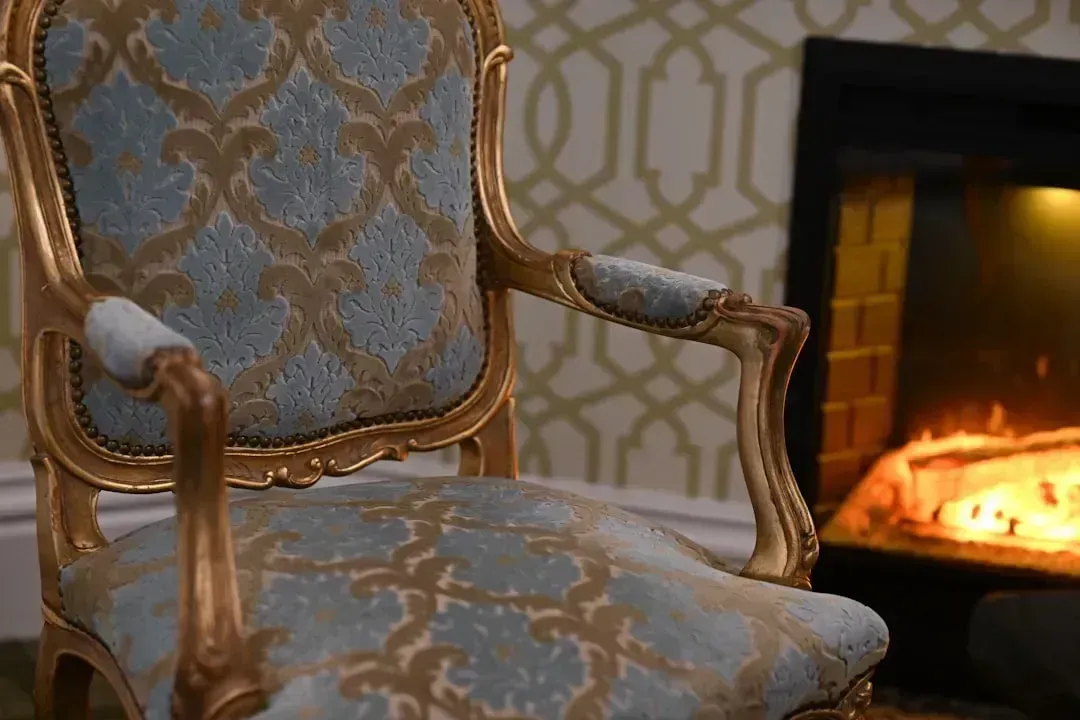 The Victorian Parlor Chair (Image Credits: Unsplash)
