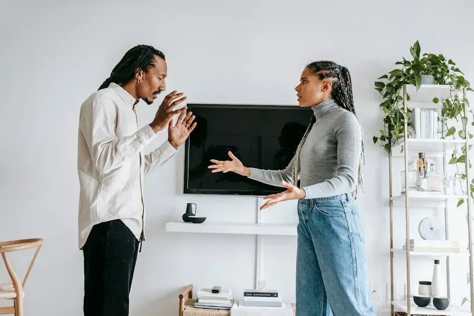 8. They Refuse to Avoid Hard Conversations (Image Credits: Pexels)