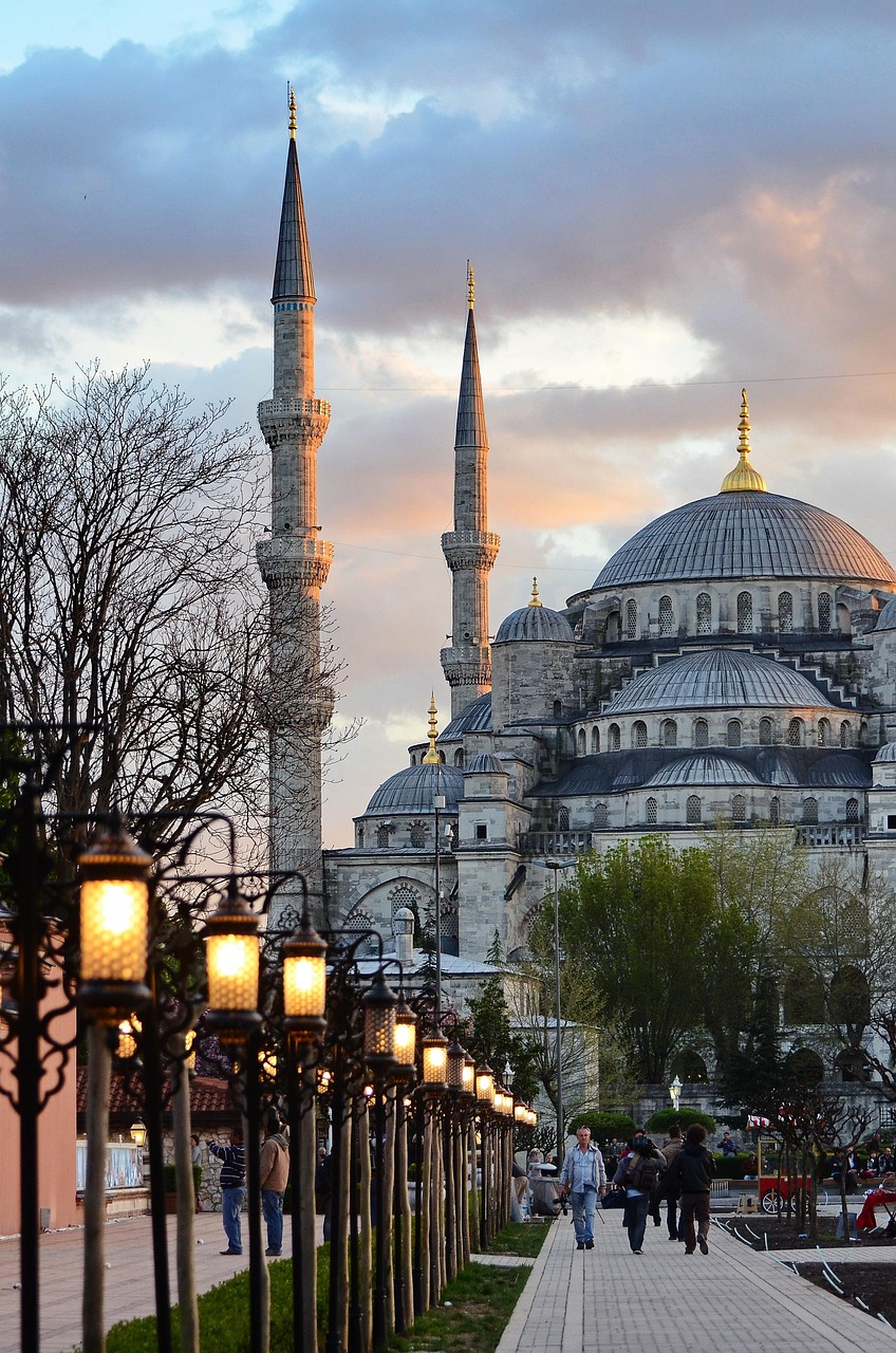 Turkey: Surveillance Amid Geopolitical Tensions (Image Credits: Pixabay)